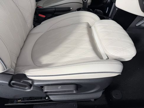 Used 2023 MINI Cooper S image 34