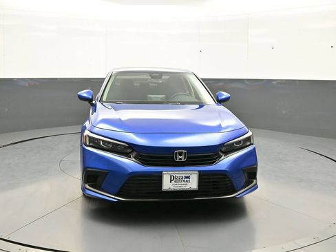 Used 2024 Honda Civic EX image 2