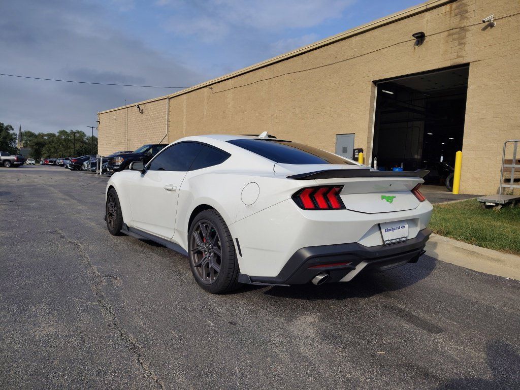 Used 2024 Ford Mustang Coupe w/ 2.3L High Performance Package RWD image 4