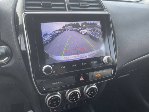 Used 2020 Mitsubishi Outlander Sport SE FWD image 18