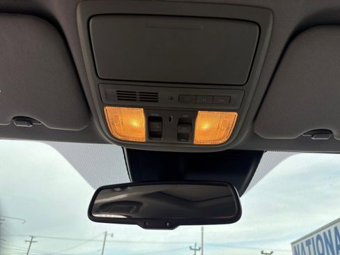 Used 2017 Honda CR-V Touring image 17