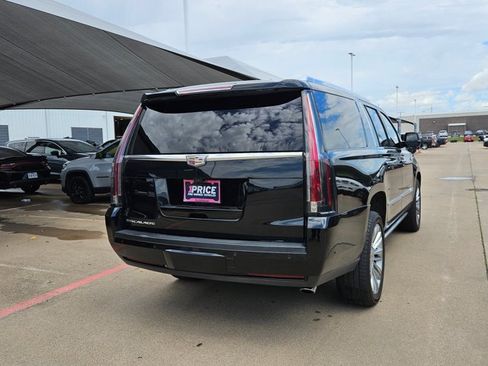 Used 2018 Cadillac Escalade ESV Platinum AWD/4WD image 5