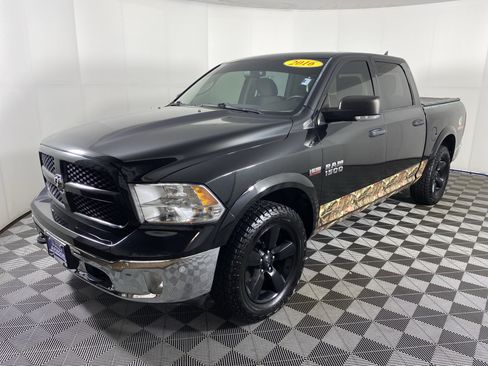 Used 2016 RAM 1500 Outdoorsman w/ Mossy Oak Package AWD/4WD image 11