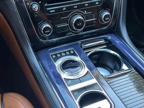 Used 2011 Jaguar XJ L Supercharged image 40