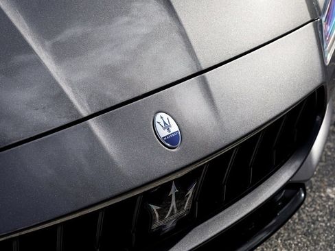 Used 2022 Maserati Quattroporte Modena image 10