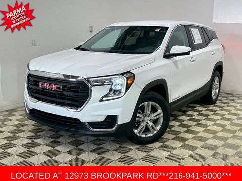 Certified 2023 GMC Terrain SLE AWD/4WD image 1