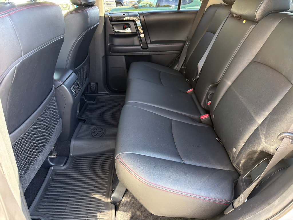 Used 2020 Toyota 4Runner TRD Off-Road Premium w/ Moonroof Package AWD/4WD image 20
