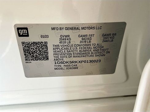 Used 2023 Cadillac CT4 Luxury w/ Sun And Sound Package image 33