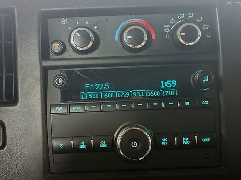 Used 2020 Chevrolet Express 3500 LT w/ LT Preferred Equipment Group image 17