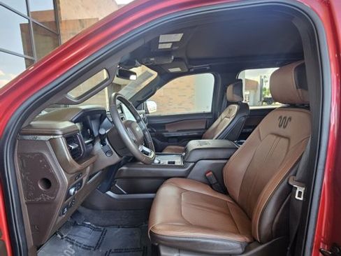 Used 2022 Ford Expedition King Ranch image 13