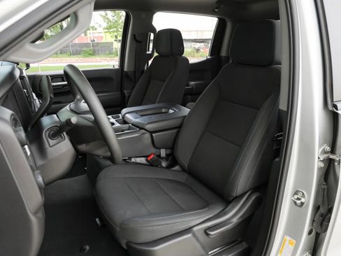 Used 2021 Chevrolet Silverado 1500 Custom Trail Boss AWD/4WD image 15