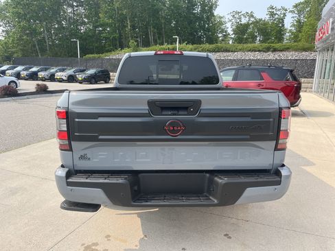 New 2025 Nissan Frontier PRO-4X image 6