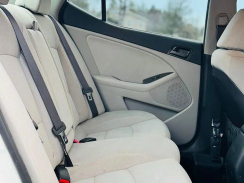 Used 2013 Kia Optima LX image 8