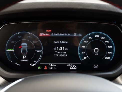 Used 2023 Audi RS e-tron GT AWD/4WD image 26
