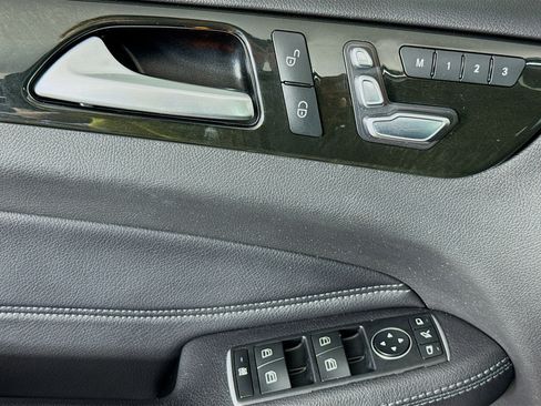 Used 2018 Mercedes-Benz GLE 350 4MATIC image 21