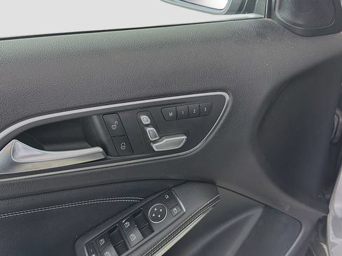 Used 2019 Mercedes-Benz GLA 250 image 22