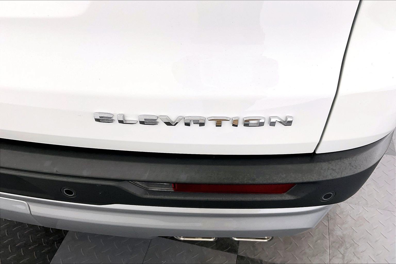 Used 2026 GMC Acadia Elevation w/ LPO, Floor Liner Package AWD/4WD image 7