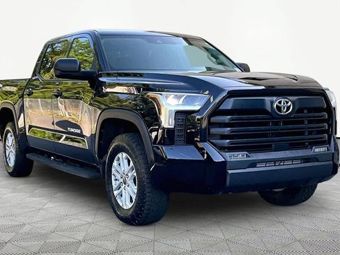 Used 2024 Toyota Tundra SR5 AWD/4WD image 3