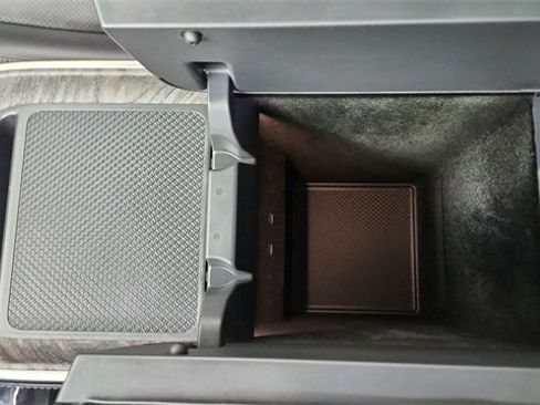 Used 2022 Rivian R1T Adventure image 48