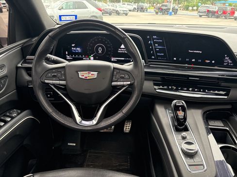 Used 2022 Cadillac Escalade Sport w/ Touring Package RWD image 12