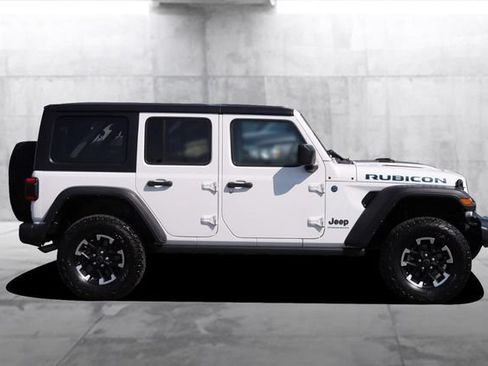 Used 2024 Jeep Wrangler Unlimited Rubicon 4xe AWD/4WD image 5