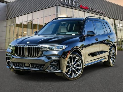 Used 2022 BMW X7 M50i w/ Dynamic Handling Package AWD/4WD image 1