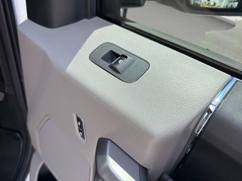 Used 2021 Ford F350 XLT AWD/4WD image 16
