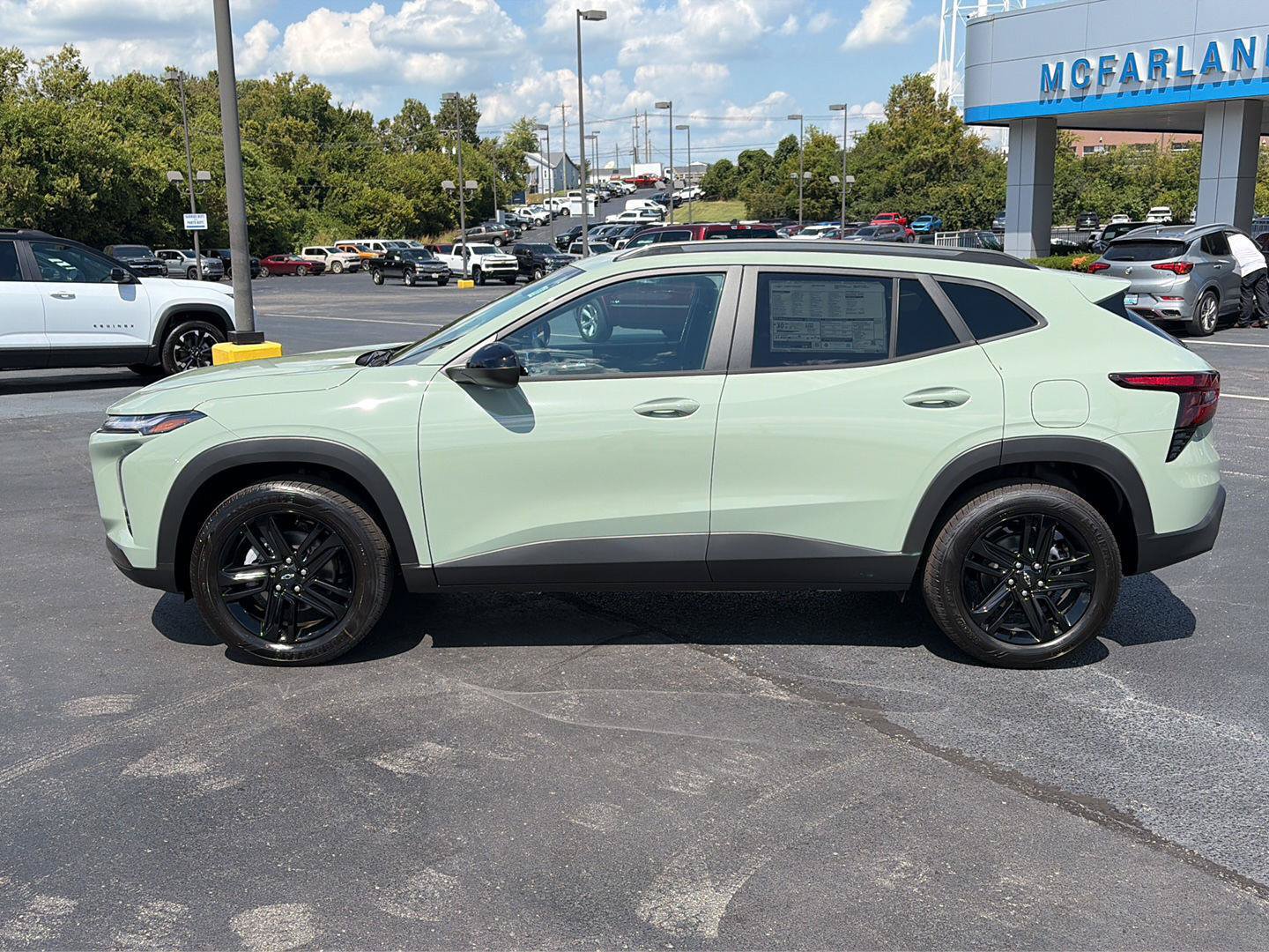 New 2026 Chevrolet Trax ACTIV w/ Driver Confidence Package FWD image 2