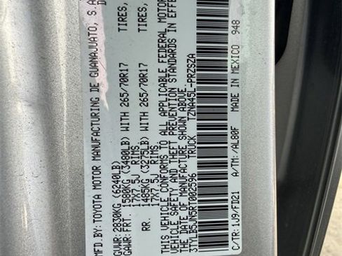 Used 2024 Toyota Tacoma TRD Off-Road image 10