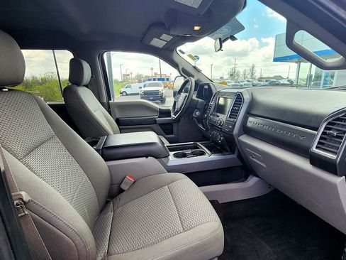 Used 2018 Ford F250 XLT w/ XLT Value Package image 34