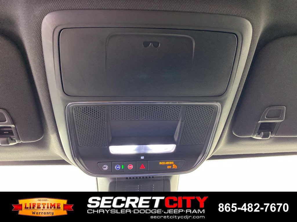 Used 2025 Chevrolet Equinox RS w/ Convenience Package III FWD image 18