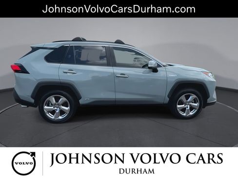 Used 2021 Toyota RAV4 XLE Premium AWD/4WD image 9