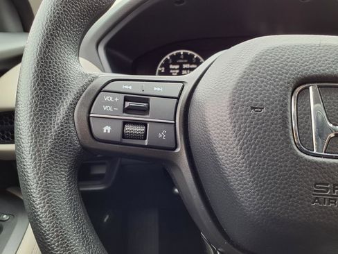 Certified 2026 Honda HR-V LX image 15