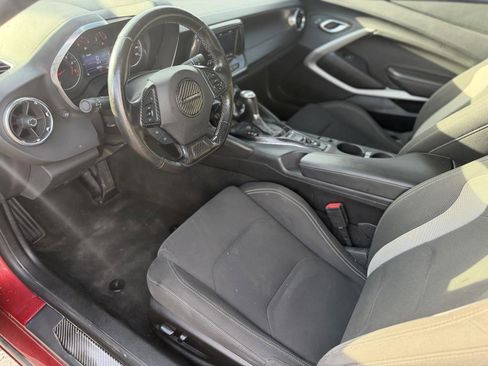 Used 2021 Chevrolet Camaro LT image 9