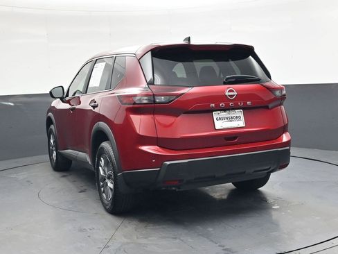 Used 2026 Nissan Rogue S FWD image 5