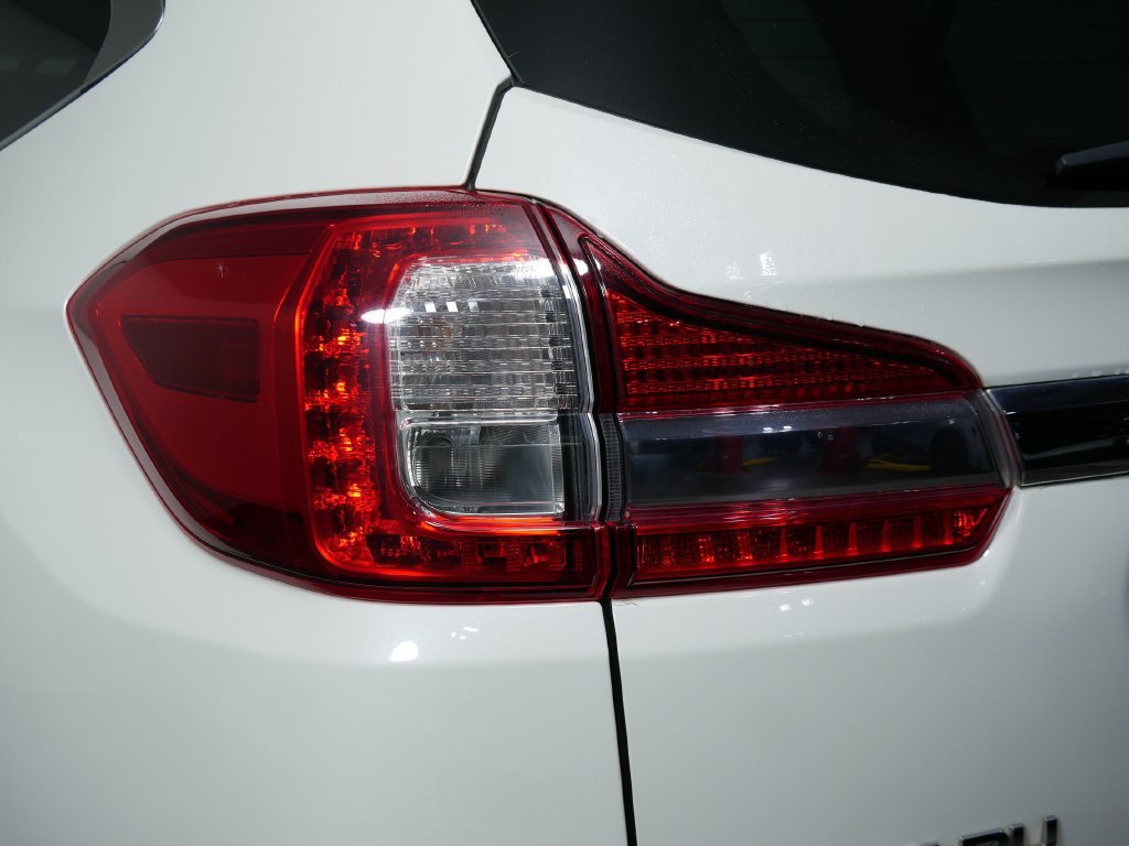 Used 2019 Subaru Ascent Limited w/ Popular Package #3 AWD/4WD image 12
