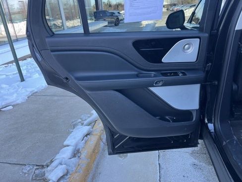 Used 2025 Lincoln Aviator Reserve w/ Equipment Group 201A image 20