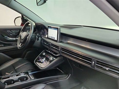 Used 2022 Lincoln Corsair Standard w/ Premium Package image 20