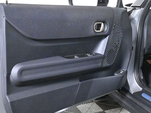 Certified 2025 MINI Cooper S FWD image 25