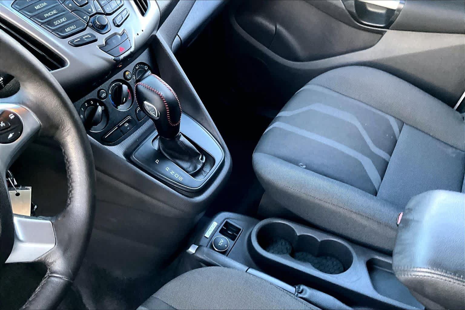 Used 2017 Ford Transit Connect XLT FWD image 16