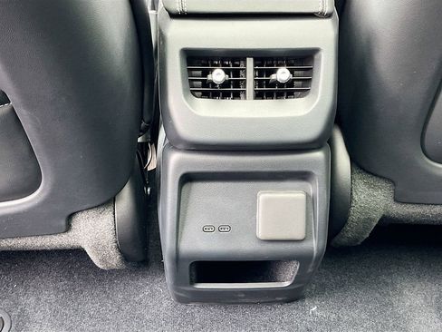 New 2026 Cadillac Optiq Sport 1 w/ LPO, Floor Liner Package AWD/4WD image 31