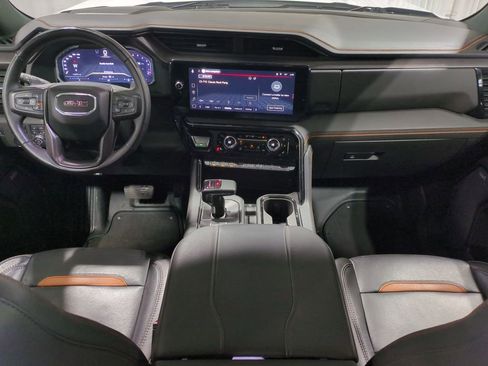 Used 2023 GMC Sierra 1500 AT4 w/ AT4 Preferred Package image 17