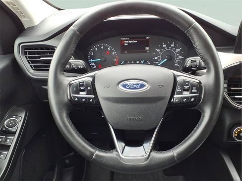 Used 2022 Ford Escape SE w/ Cold Weather Package image 21