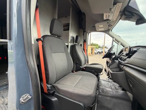 Used 2020 Ford Transit 250 148 High Roof Extended RWD image 18