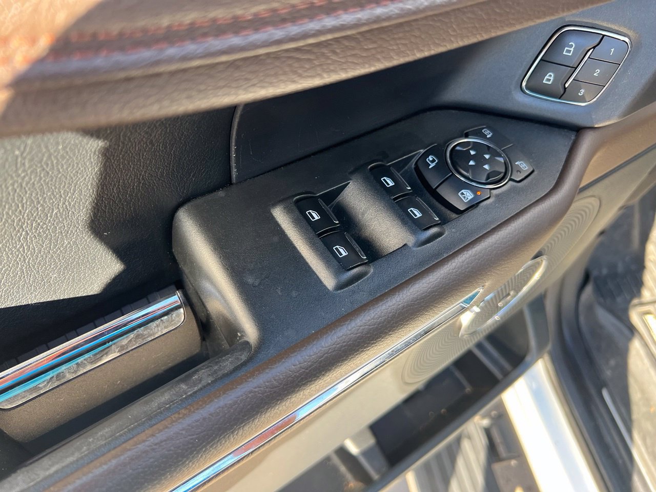Used 2020 Ford Expedition Max King Ranch RWD image 12