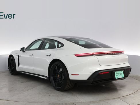 Used 2021 Porsche Taycan 4S image 14