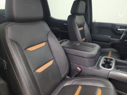 Used 2020 GMC Sierra 1500 AT4 w/ AT4 Premium Package AWD/4WD image 21