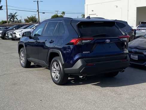 Used 2025 Toyota RAV4 XLE FWD image 4