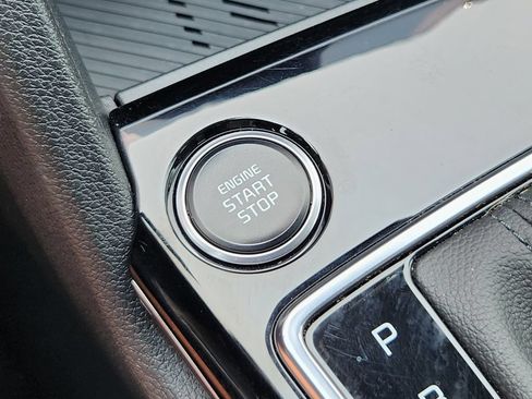 Used 2024 Kia Sportage SX AWD/4WD image 12