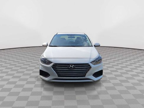 Used 2020 Hyundai Accent SE FWD image 3